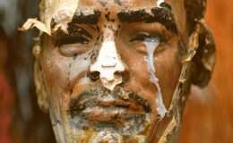 008 - 這傢伙有點受傷